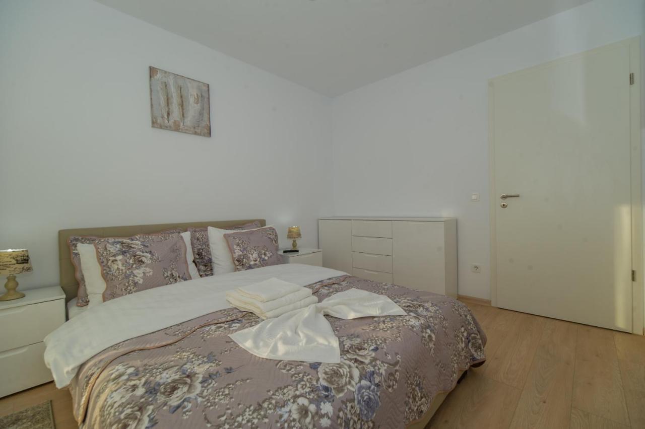 Deluxe Suite Coresi Брашов Экстерьер фото