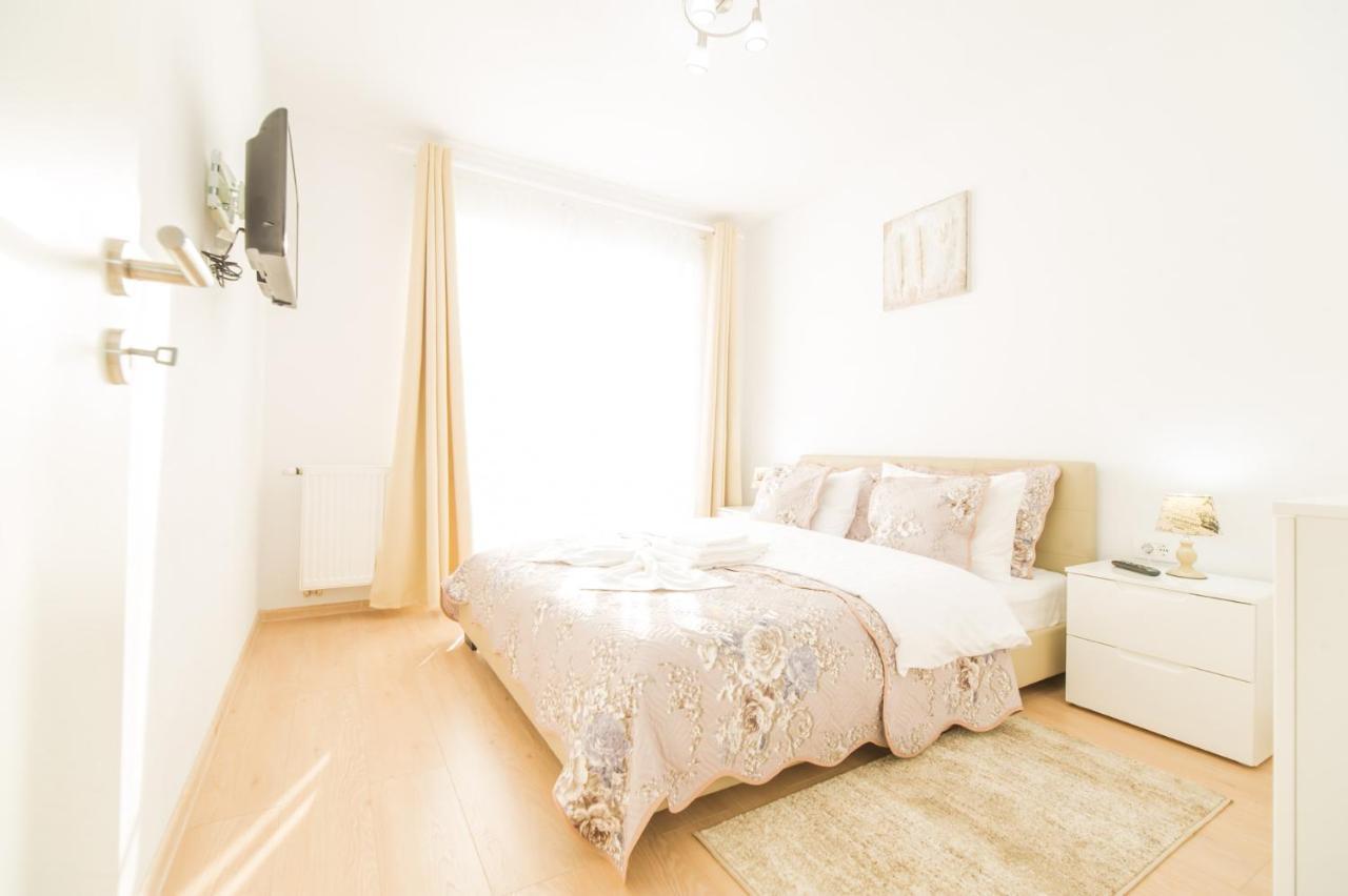Deluxe Suite Coresi Брашов Экстерьер фото